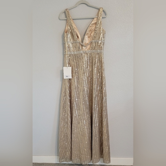 Mac Duggal Sequined Gown Style 49013 Sleeveless High Slit Size 10 NEW NWT - Picture 6 of 12